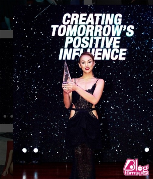 mai-ngo-lo-nguyen-ro-bung-blogtamsuvn12