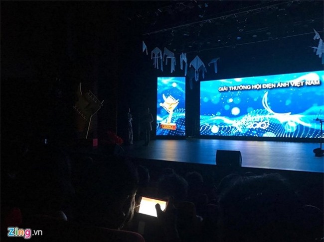 Le trao giai Canh dieu: Mat dien giua chung, thieu cup giai thuong hinh anh 3