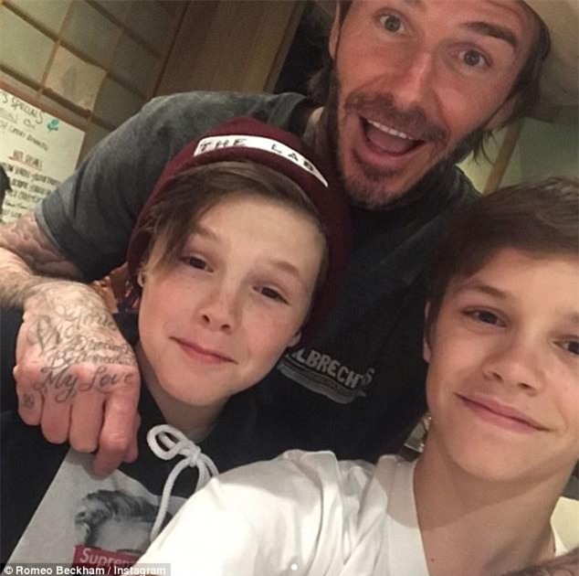 Vợ chồng David Beckham trốn con đi hẹn hò buổi trưa  - Ảnh 4.