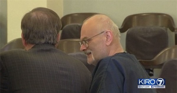 Say xỉn vào nhầm phòng tắm của người lạ, trợ giảng 31 tuổi bị bắn chết tại chỗ - Ảnh 4.