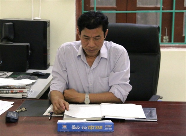 .Ông Trần Đình Thiện, Chủ tịch UBND xã Ngọc Lũ cho biết, với giá lợn thấp như hiện nay, xã Ngọc Lũ mất ít nhất 200 tỷ đồng.