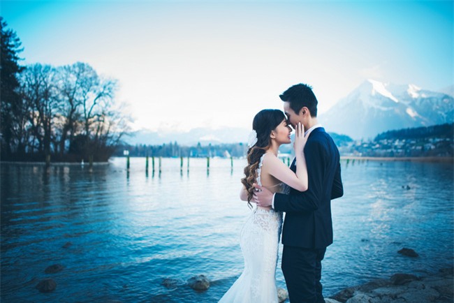 Ảnh cưới đẹp nao lòng tại hồ xanh, núi trắng Thụy Sĩ của cặp đôi Việt kiều tưởng không yêu mà cuối cùng lại yêu - Ảnh 23.