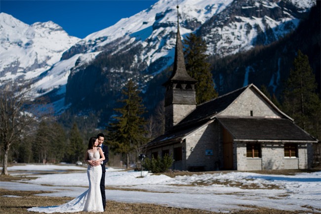 Ảnh cưới đẹp nao lòng tại hồ xanh, núi trắng Thụy Sĩ của cặp đôi Việt kiều tưởng không yêu mà cuối cùng lại yêu - Ảnh 7.