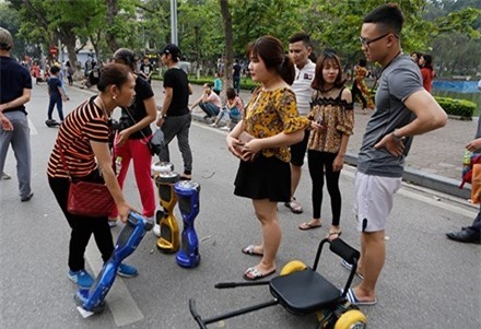 Kiếm tiền triệu mỗi ngày nhờ cho thuê ô tô điện Trung Quốc ảnh 13