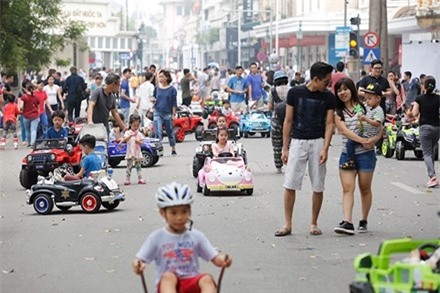 Kiếm tiền triệu mỗi ngày nhờ cho thuê ô tô điện Trung Quốc ảnh 2