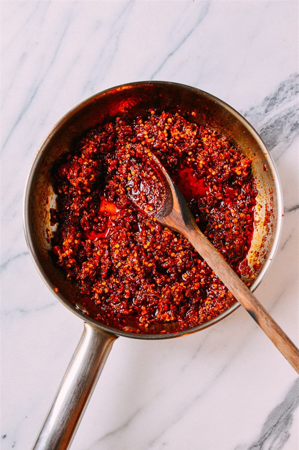 Tuyệt chiêu làm ớt sa tế ngon thôi rồi, nhìn là đã chảy nước miếng - Ảnh 4.