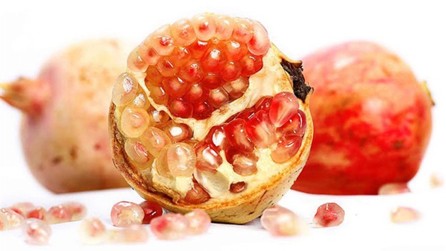 Lợi ích sức khỏe của vỏ quả lựu ít người biết - Ảnh 1.