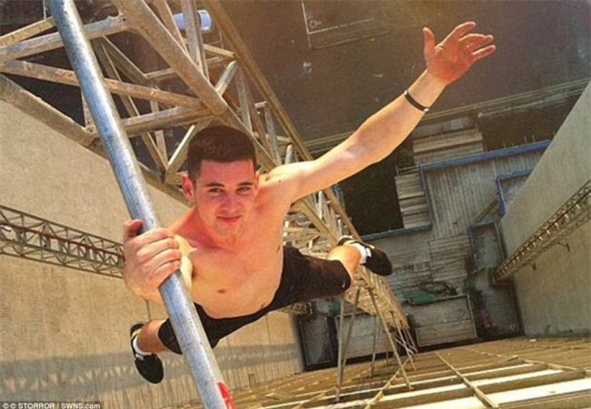 khiep dam voi nhung du khach thich "dua gion tu than" hinh anh 7