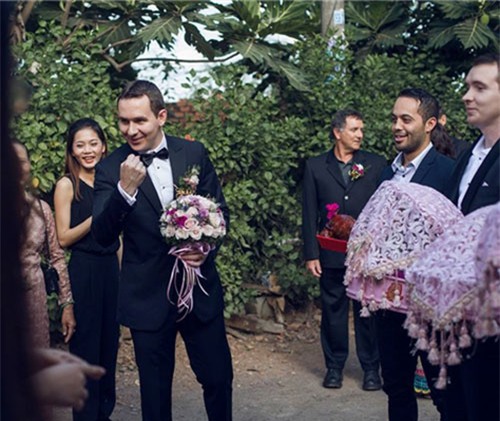 chu re mang “500 anh em” trai tay di be trap, khien doi nha gai “rung roi” vi dep ngoi ngoi - 8