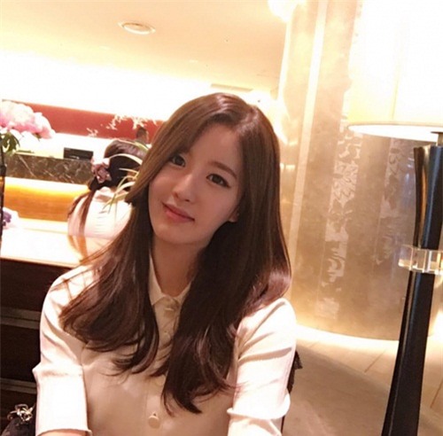 Cô giáo dạy Toán bị nhầm là diễn viên vì quá xinh đẹp - 2