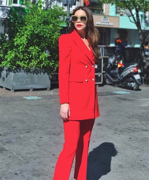 ho ngoc ha lai co mot cu dung hang bat phan thang bai voi sella truong - 5