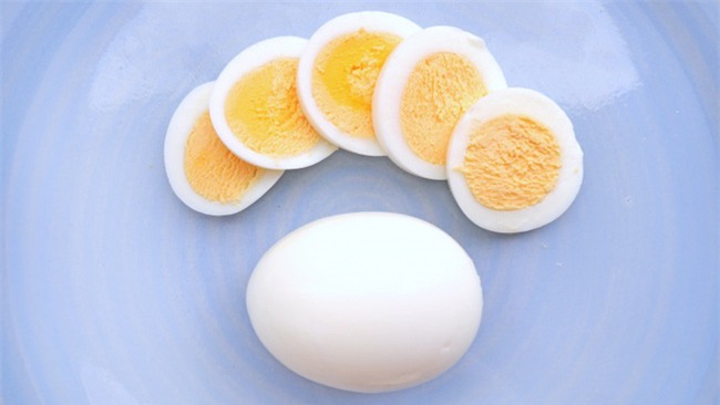 Trứng chiên, trứng luộc dễ làm nhưng nếu chế biến sai cách thì cũng chẳng còn ngon và bổ nữa - Ảnh 6.