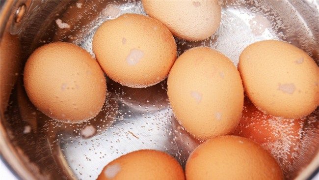 Trứng chiên, trứng luộc dễ làm nhưng nếu chế biến sai cách thì cũng chẳng còn ngon và bổ nữa - Ảnh 10.