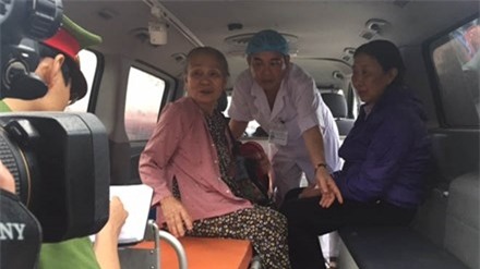 Lời kể kinh hoàng của nạn nhân vụ lật xe khách tại Hà Tĩnh ảnh 1