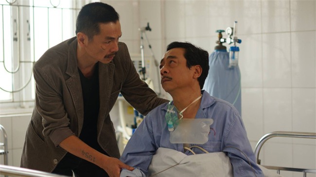 NSND Hoàng Dũng: Đang nhập viện cũng phải quay lại phim trường đóng Người phán xử - Ảnh 7.