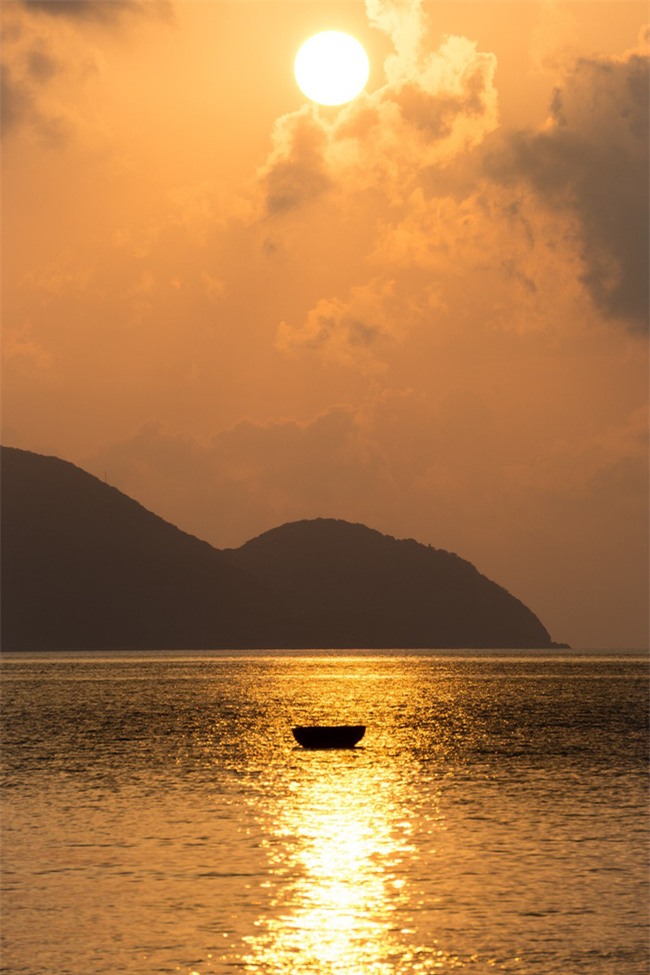 Tháng 4 về với thiên đường biển Côn Đảo - Ảnh 9.