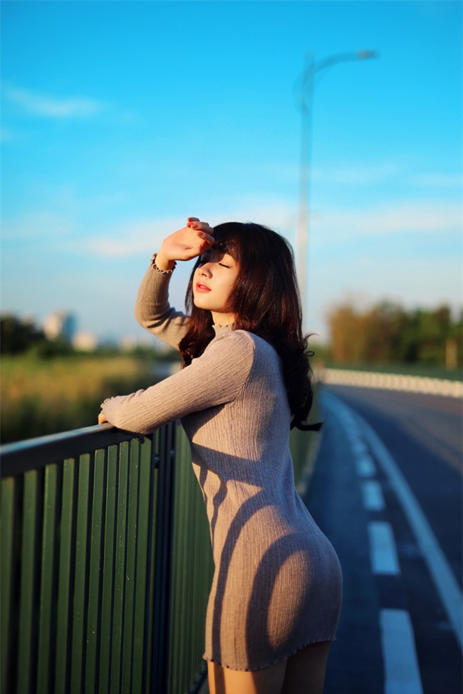 "hot girl anh the" thay doi dien mao den ngo ngang hinh anh 4