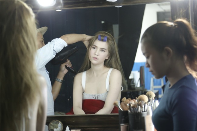 Ngọc Trinh khoe nhan sắc lung linh trong hậu trường chụp ảnh - Ảnh 5.