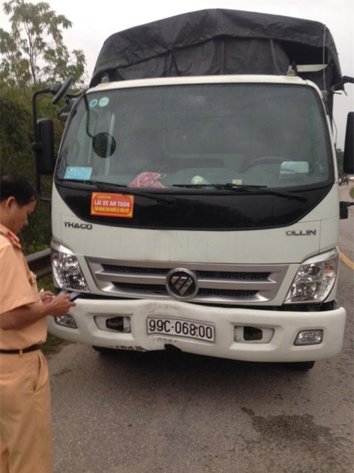 don con di hoc ve, hai me con bi xe tai can tu vong - 4