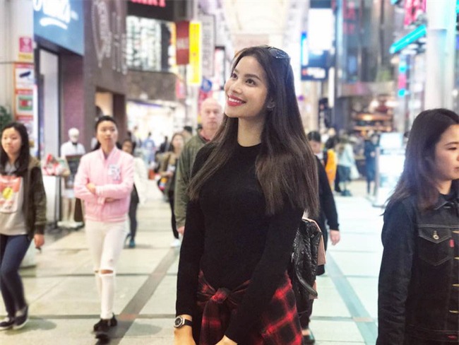 Kỳ Duyên, Ngọc Trinh khoe dáng khiến style của sao tuần này nóng hơn bao giờ hết - Ảnh 6.