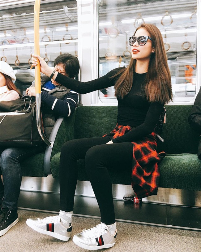 Kỳ Duyên, Ngọc Trinh khoe dáng khiến style của sao tuần này nóng hơn bao giờ hết - Ảnh 7.