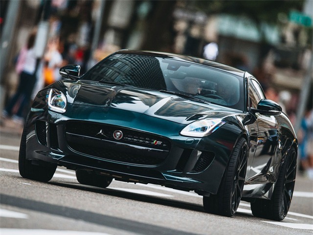 Chiếc Jaguar F Type của Jason Stathom