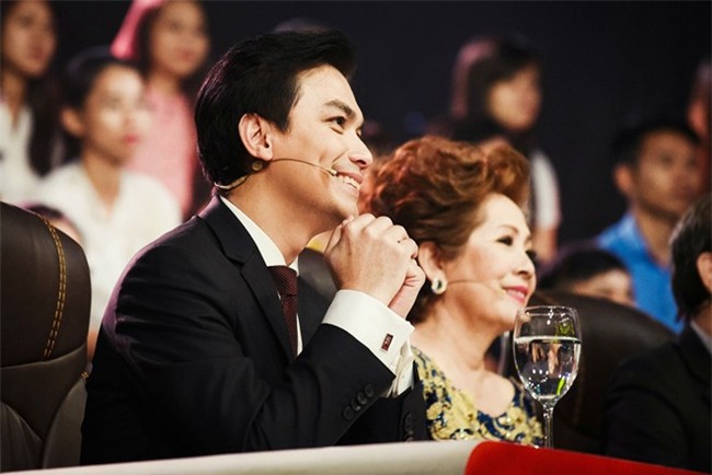 Manh Quynh dam duoi ngam Phuong Trinh Jolie hat hinh anh 12