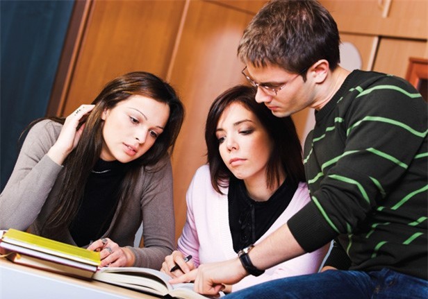 Sinh viên trở nên thụ động, nguyên nhân do đâu? - Ảnh 1.