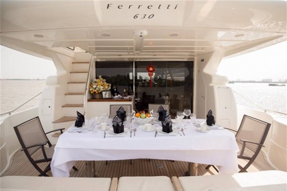 sao việt, lý nhã kỳ, du thuyền lý nhã kỳ, nội thất du thuyền lý nhã kỳ, tài sản lý nhã kỳ