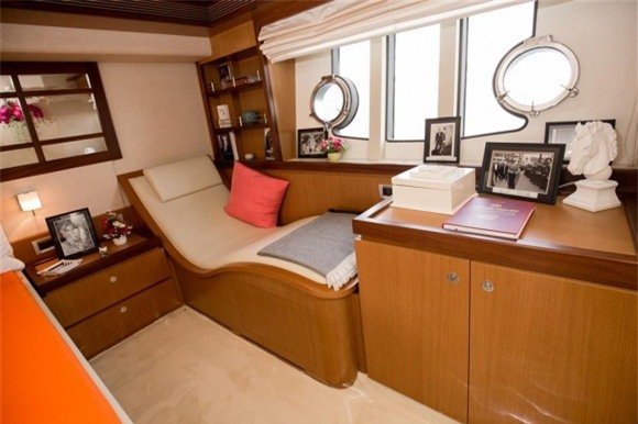 sao việt, lý nhã kỳ, du thuyền lý nhã kỳ, nội thất du thuyền lý nhã kỳ, tài sản lý nhã kỳ