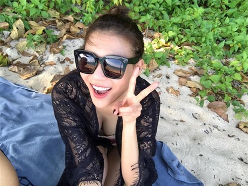 Nữ diễn viên phim Ải mỹ nhân ăn mặc sexy và táo bạo hơn.