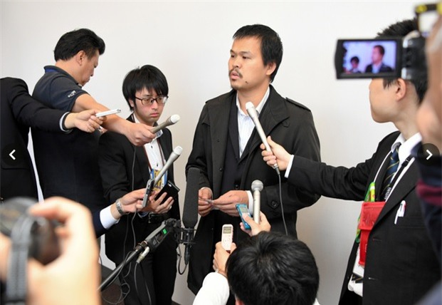 bo be nhat linh muon mat doi mat chat van nghi pham sat hai con gai hinh anh 1