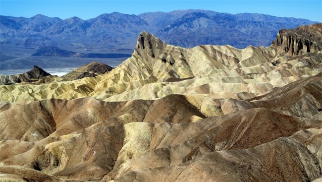 11 địa điểm du lịch không dành cho du khách yếu tim - Ảnh 1.