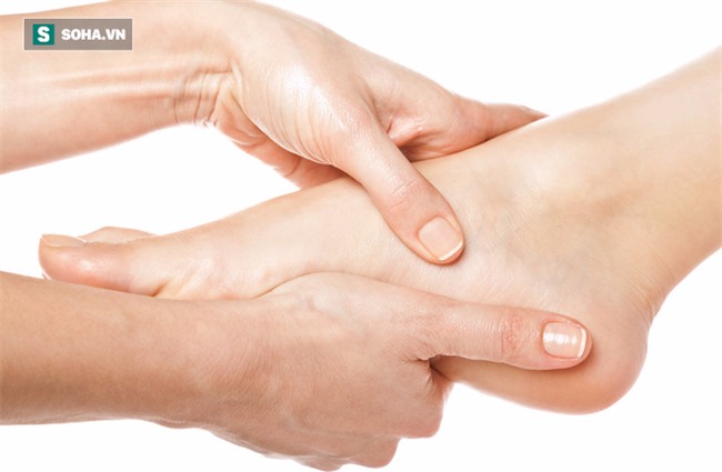 Xoa bóp 3 điểm quan trọng nhất trên cơ thể này sẽ giúp nam giới khỏe mạnh, trường thọ hơn - Ảnh 3.