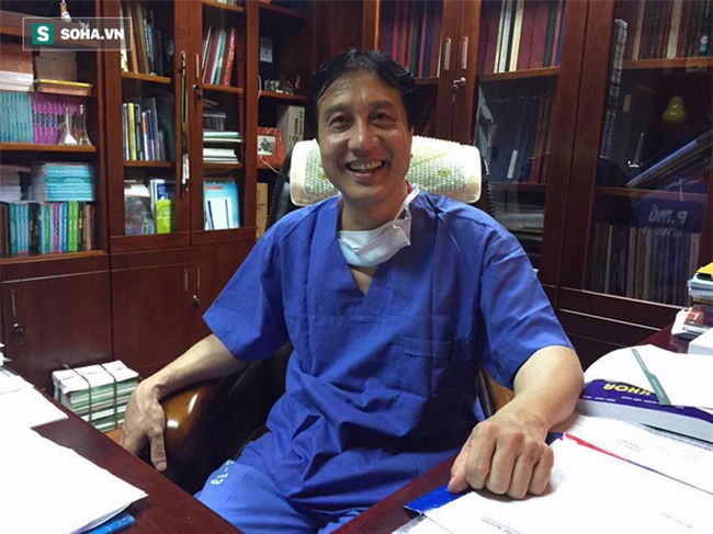 PGĐ Bệnh viện Việt Đức: Cảnh báo 2 nguyên nhân khiến người Việt mắc ung thư dạ dày - Ảnh 1.