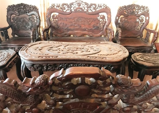 đồ gỗ, đại gia, Long lân quy phụng, Sài Gòn, bộ bàn ghế, tứ Linh