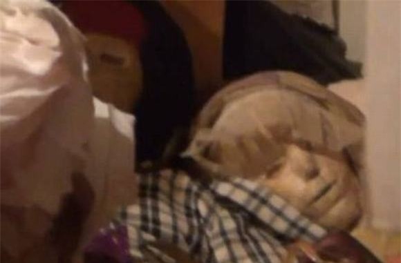 tội ác, tội ác khủng khiếp, đào mộ phụ nữ, tội phạm bệnh hoạn