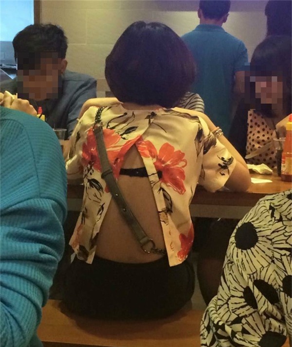 chua he, thieu nu da mac 