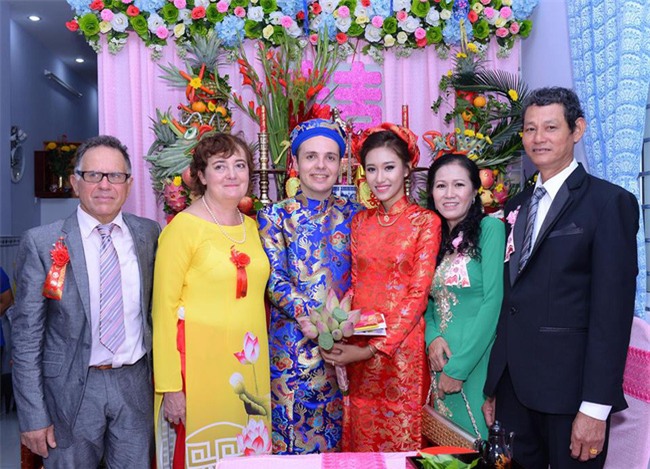 Chàng trai Pháp vì yêu cô gái Việt mà sẵn sàng nằm dưới đất, tắm nước lạnh, bị muỗi chích,... không oán thán nửa lời - Ảnh 13.