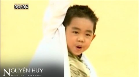 cau-be-hat-nhac-nguoi-lon-kiem-2-chi-vang-tuan-gio-doi-khac-khong-ngo-blogtamsuvn04