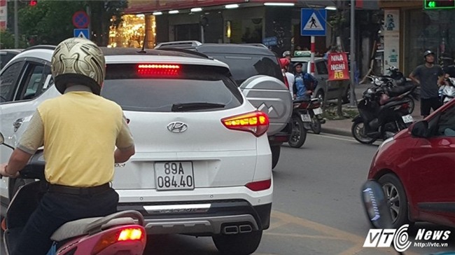 buýt nhanh, BRT, lấn làn BRT