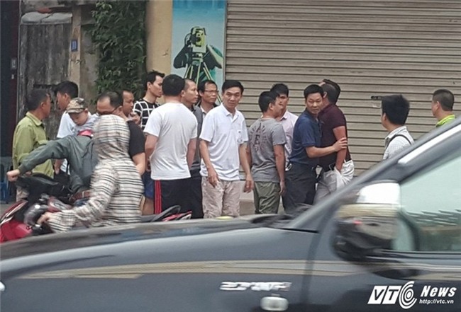 buýt nhanh, BRT, lấn làn BRT