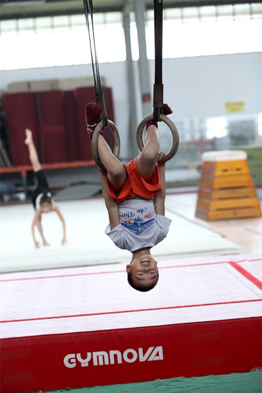 thể dục dụng cụ, học trò, vận động viên nhí