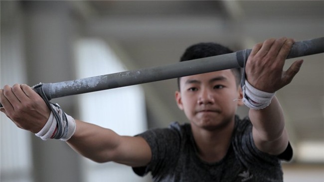 thể dục dụng cụ, học trò, vận động viên nhí