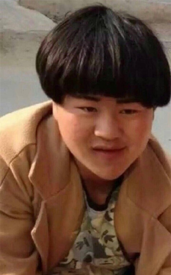 đời sống trẻ,hot girl mặt rắn,Hàn Hy Nhã