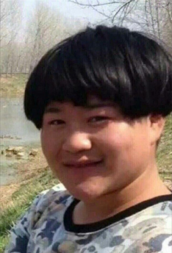 đời sống trẻ,hot girl mặt rắn,Hàn Hy Nhã