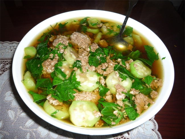 Mướp đã vào mùa, hãy tận dụng loại thực phẩm dân dã này làm thuốc nếu bạn mắc phải những căn bệnh sau - Ảnh 1.