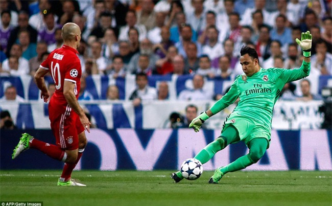 Trên Bernabeu, mỗi ngọn cỏ đều phải gọi tên Cristiano Ronaldo - Ảnh 11.