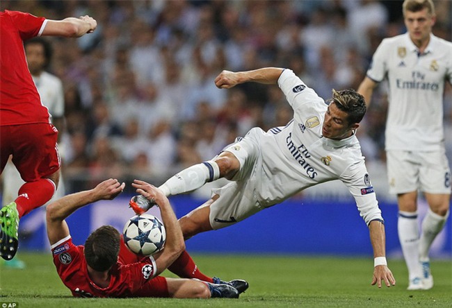 Trên Bernabeu, mỗi ngọn cỏ đều phải gọi tên Cristiano Ronaldo - Ảnh 19.