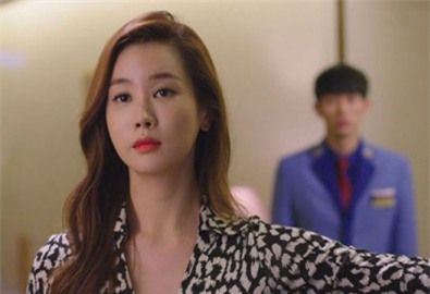 kho tam vi co ban gai dep tua hot girl nhung co tinh an cap vat - 2